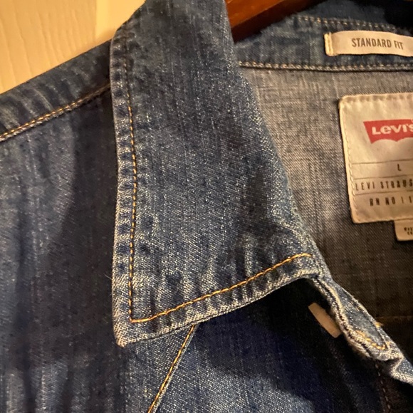 NWT🏷️ Levi’s Denim Jean Jacket👖 - Picture 4 of 16